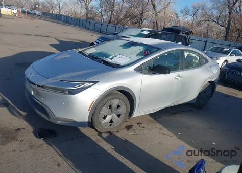 2023 Toyota Prius Le z USA, uszkodzony, nr VIN JTDACAAU3P3009710